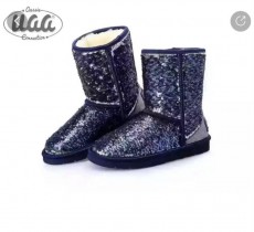 UGG 藍色珠片短靴