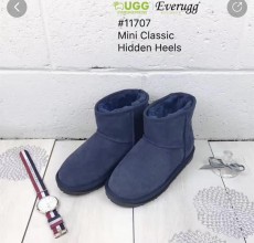 UGG經典迷你內增高靴